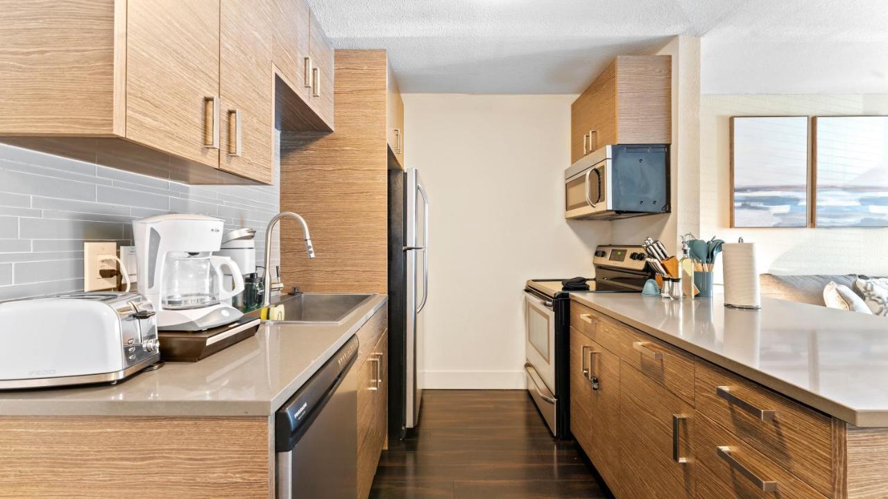 Extended Stay Apartments Next To Downtown Остин Экстерьер фото